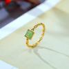 S925 prata esterlina banhado a ouro incrustado Hetian jade anel quadrado requintado pequeno requintado laço requintado entrega de uma peça