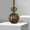 Reloj de Bolsillo Pequeño Hueco Doce Constelaciones Venta al por Mayor Collar Vintage Versátil Colgante Reloj con Tapa de Constelación de los 12 Zodiacos Fábrica Cuarzo