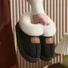 Chinelos de algodão para mulheres, chinelos de pelúcia antiderrapantes para uso interno em casa no inverno, novos modelos quentes para mulheres no inverno