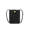 Bolso de Sardina 2025 Nuevo para Mujer Tejido Hueco Bolso Pequeño Cuadrado de Mano Bolso Cruzado con Diseño Tejido de Industria Pesada