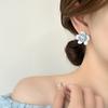 Pendientes de plata con forma de mariposa y flor de perla retro francesa, pequeños y exquisitos, de alta gama, con diseño de hada súper dulce para mujer.