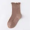 26 Modelos Nuevos de Primavera, Otoño e Invierno de Calcetines de Algodón de Princesa para Niñas, Color Sólido, Puño Suelto de Doble Aguja, 7 Colores, de Media Caña, Calcetines con Borde Fruncido