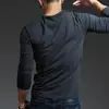 Camiseta de manga larga con cuello en V al por mayor para hombre Gris Oscuro Camiseta interior ajustada Suéter interior ajustado Top de otoño Trbottomyy para hombre