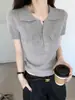 Camiseta Manga Curta Gola Polo Estilo Old Money para Mulheres, Verão 2026, Top Curto de Tricô Acinturado com Gola Reversível, Leve