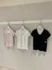 Wgwe2026 Verão Estilo Coreano Simples e Versátil Caimento Solto Slim Fit Renda Decote V Manga Curta Camiseta para Mulheres W9873