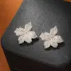 Aguja de Plata Industria Pesada Lujo Ligero Sentido de Alta Calidad Microincrustado Circonita Flor de Lirio Pendientes de Circonita Circonia Pendientes Franceses