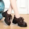 Uma geração de mocassins femininos de sola grossa, primavera e outono, novos sapatos femininos de salto grosso e boca profunda, estilo acadêmico, sapatos pequenos de couro