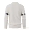 Suéter pullover con cremallera de cuello medio alto para hombre europeo y americano, camisa de punto, camisa base casual para jóvenes con mangas de bloques de color, prendas de punto para hombre
