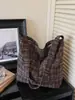 Bolsa Grande Casual para Mulheres Moda Nova Primavera Bolsa de Pano Bolsa de Ombro Bolsa Tote de Grande Capacidade para Aula e Deslocamento para o Trabalho