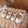 Zapatos para Niñas Pequeñas Primavera 2026 Moño Zapatos de Cuero para Niños Zapatos de Princesa Zapatos para Niñas Zapatos para Bebé Dama de Honor Zapatos Formales