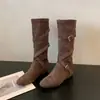 Botas Femininas de Couro Fosco com Fivela Estilo Coreano Empilhadas 2026 Chegada Nova de Verão Botas de Cavaleiro Emagrecedoras Versáteis Roupa Externa Botas de Cano Médio