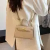 2025 Nuevo Bolso Kelly de Moda Estilo Ins Chica Viajera Versión Coreana Bolso de Hombro Bolso de Mano Versátil a la Moda Bolso Cruzado
