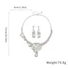Brincos Pendentes e Conjunto de Colar Gota d'Água Cravejados de Diamantes, Simples e Fashion, Corrente para Clavícula Estilo Palácio Retro, Colar de Alta Qualidade para Mulheres
