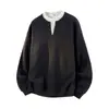 Sudadera Falsa de Dos Piezas Estilo Americano para Hombre Otoño Marca de Moda Holgada Cuello Henley Manga Larga Capa Base Color Sólido Versátil Casual