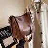 Bolso Cubo Súper Popular para Viajes de Primavera y Verano para Mujer 2026 Nuevo Estilo Bolso de Mujer de Cuero PU Bolso de Hombro Cruzado de Gran Capacidad de Alta Gama