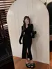 Vestido de malha de manga comprida de outono com gola torcida para mulheres, estilo suave e elegante, acinturado, vestido longo com fenda