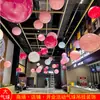 Decoração de balões para evento de loja em novo shopping em 2026, celebração de aniversário de inauguração, bolas suspensas no teto, configuração para transmissão ao vivo