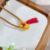 Nuevo Collar con Colgante Tradicional Dorado Estilo Chino para Mujer, Alta Retención del Color, Símbolo de Fortuna Estilo Chino, Colgante de Caqui y Cacahuete
