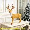 Escaparate de Fiesta Navideña Decoración de Escena de Árbol de Navidad Suministros Peluche Flor de Ciruelo Simulada y Adornos de Reno debajo del Árbol