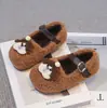 Outono/Inverno 2026 Novo Estilo Coreano Menina Sapatos de Inverno com Forro de Veludo Espesso e Pelo Sapatinhos de Princesa para Menina com Sola Macia e Superfície Macia Antiderrapantes
