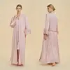 Conjunto de bata y camisón de dos piezas con lujosos detalles de plumas, ropa de casa popular para mujer, nuevo conjunto de pijama de comercio exterior, bata de baño para mujer