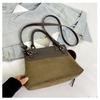 Bolso Cruzado de Moda Casual para Llevar en la Mano Diseño de Nicho Otoño e Invierno 2025 Nuevo Bolso de Hombro Retro de Gamuza de Alta Gama