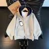 Sudadera con Capucha de Bloques de Color Americano para Hombre Otoño Peso Pesado Cardigan Chaqueta Oculta con Múltiples Bolsillos Top de Corte Limpio