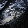 Pendientes de Acero de Titanio con Pluma Transfronterizos para Hombres, Pendientes de Diseño Personalizado de Nicho para Mujeres, Estilo Minimalista, Joyería que No se Desvanece