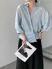 Camisa de Estilo Jiang Chi de Largo Plazo con Cintura Fruncida y Pliegues Irregulares Top Sencillo y Elegante de Cuello en V Adelgazante 810