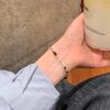Pulsera de Ojo de Tigre Perla Plata Triturada para Mujer Diseño de Lujo Ligero Pulsera Otoño e Invierno Maillard Vintage Pulsera Versátil para Apilar