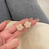 Aretes Europeos y Americanos de Borla Brillante de Alta Resistencia, Lujo Ligero, Elegantes, Diseño de Nicho, Aretes de Alta Gama, Aretes Exquisitos para Mujer