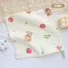 Toalla Cuadrada para Recién Nacido, Toalla Facial de Bebé de Gasa de Algodón Crepé de Cuatro Capas, Absorbente y Transpirable, Babero para Bebé con Estampado de Dibujos Animados