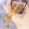 Cadena Minimalista para Teléfono con Perlas y Lazo, Correa de Muñeca, Cadena de Mano, Portacámaras y Llavero para Mujer