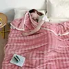 Manta de Felpa de Conejo Lujo Ligero Doble Capa Engrosada Multifuncional Color Sólido Manta de Terciopelo de Leche Manta Cubierta para Siesta en Aire Acondicionado Venta al por Mayor
