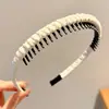 Diadema Antideslizante Dentada para Mujer 2026 Nuevo Estilo Versátil para Salir, Hace que la Cara Parezca Más Pequeña, Elegante Accesorio para el Cabello de Diadema Alta