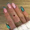 Uñas Portátiles de Navidad Copo de Nieve Amor Brillo Manicura Uñas Postizas Cortas Almendra Mariposa Uñas Largas Europeas y Americanas Venta al por Mayor