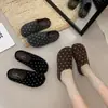 Zuecos Birkenstock de lana con lunares estilo coreano para mujer, nuevos de otoño/invierno, suela gruesa, zapatos Birkenstock grises