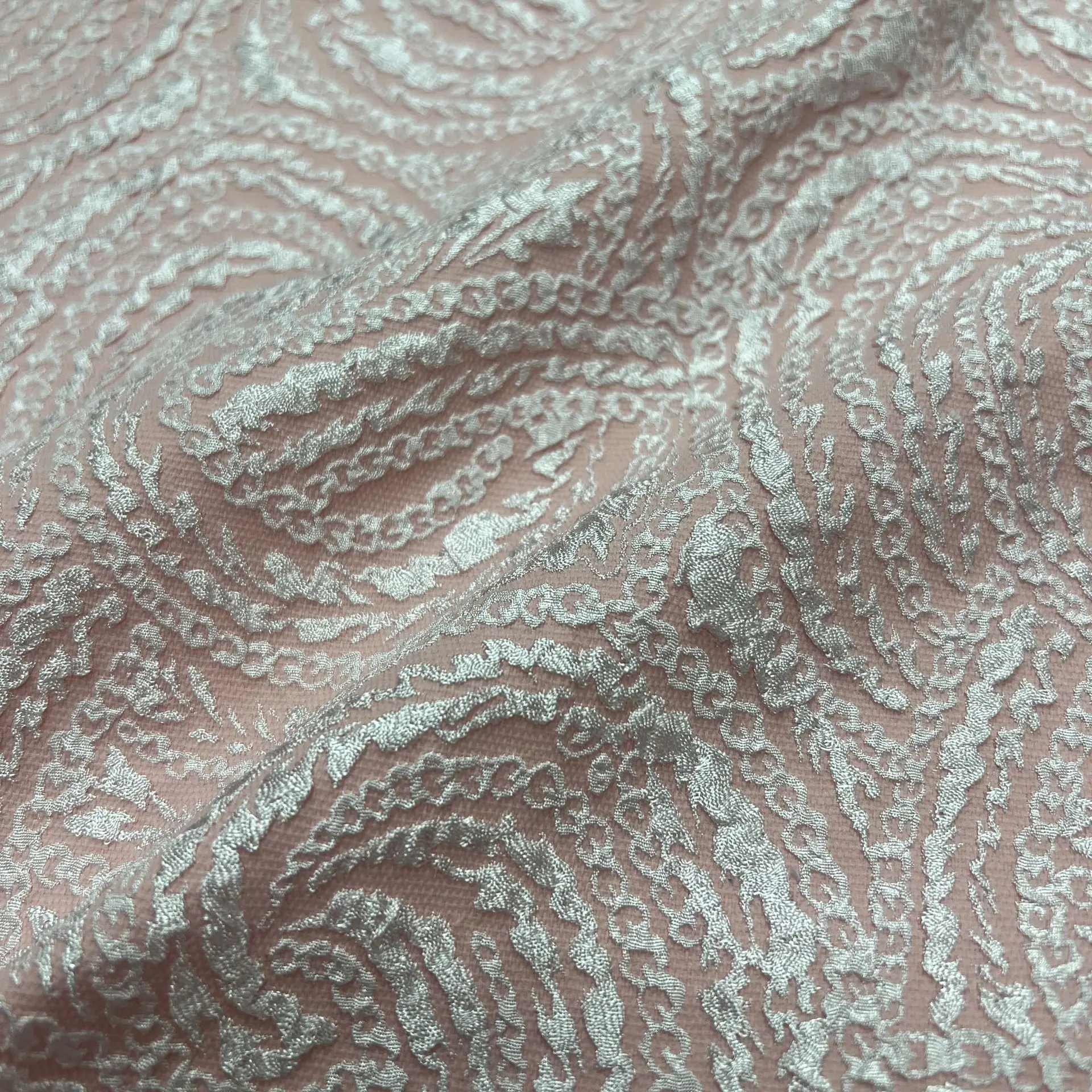 微信图片_2025-10-30_210059_802.jpg