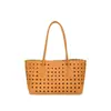 Bolsa de palha feminina fashion e estilosa, bolsa tote de ombro versátil e bonita, bolsa tote grande de alta capacidade única e moderna