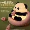Luz Noturna de Flor de Panda Criativa Recarregável por USB Lâmpada de Atmosfera para Quarto Desenho Animado Presente de Aniversário Criativo Luz Noturna em Estoque