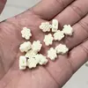 Contas Espaçadoras Pequenas em Forma de Coração com Frutas de Marfim Esculpido, Contas Esculpidas com Pó de Concha DIY Pulseira Colar Acessórios de Joia Atacado