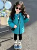 Chaqueta cortavientos con capucha de color liso para niña de comercio exterior, nueva chaqueta estilo coreano otoño 2026, abrigo para niños