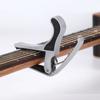 Fábrica al por mayor Guitarra folk con cambio de tono variable, agarre de mano grande, ukelele de tono variable