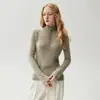Colección Otoño 2026: Cuello medio alto, Estilo jersey, Suéter de punto de cachemira y seda de morera, Delgado y corte holgado, Diseño elegante