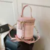 Bolso de Mano Pequeño de Alta Gama Transfronterizo para Mujer 2026 Nuevo de Moda Verano Versátil Moda Bolso de Hombro Cruzado Bolso de Mano Bolso Cubo