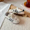 Zapatillas de Entrenamiento Alemanas para Niños 2026 Otoño Nuevo Estilo Antideslizantes Resistentes al Desgaste Niña Pequeña Cómodas Suela Suave Zapatos Casuales Moda Zapatos Individuales Modernos