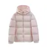 Chaqueta de plumas de invierno súper elegante para mujer, estilo corto, nueva colección 2026, adecuada para figuras petite, abrigo de algodón estilo coreano para estudiantes, ropa de invierno