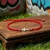 Pulsera de Mano Nueva Moda Transfronteriza Europea y Americana de Aleación Tejido Cruzado Cuerda de Mano Redonda Negra Roja Versátil Diaria Venta al por Mayor
