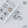 Pedrería de Uñas Estilo Japonés de Moda, Blanca K9 Súper Brillante Forma Irregular Base Puntiaguda Multifacética Réplica 1:1 Decoraciones de Pedrería para Uñas Portátiles