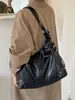Nova Bolsa Feminina 2025 Bolsa de Mão de Grande Capacidade Bolsa de Ombro Estilosa Simples para o Dia a Dia Bolsa Transversal Moda Transfronteiriça